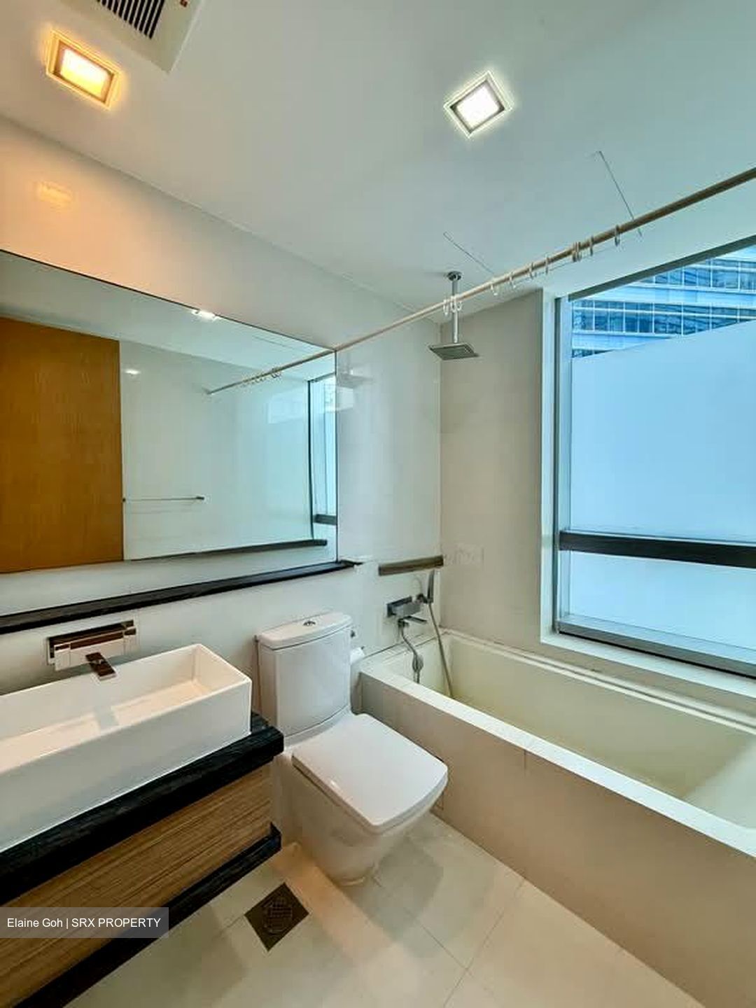 Marina Bay Residences (D1), Condominium #576787291